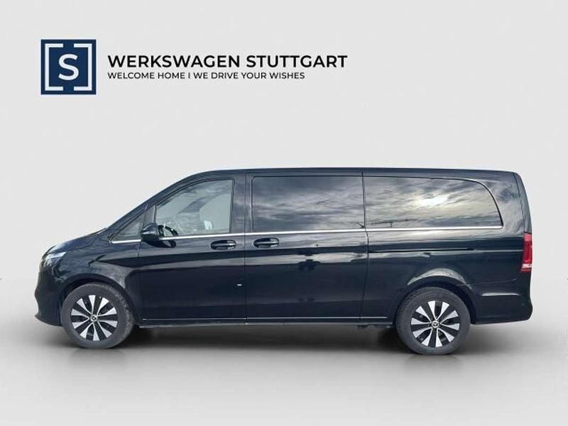Gebraucht Mercedes V300 Avantgarde 237 PS (174 kW) 2023 Schwarz Van / Kleinbus