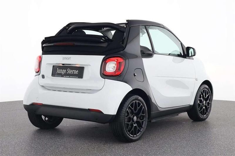 Gebraucht Smart ForTwo Electric Drive Passion 60 kW (82 PS) 2020 Weiss Cabrio