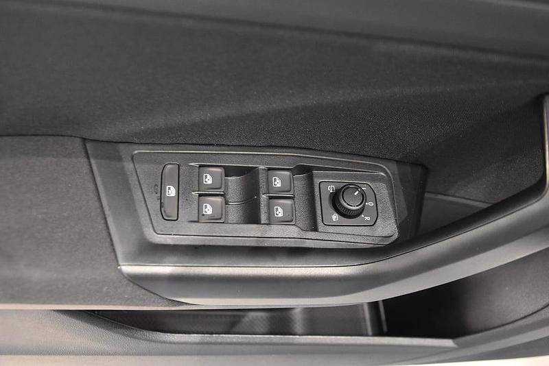 Gebraucht VW T-Roc 115 PS (84 kW) 2025 Weiss  normal SUV