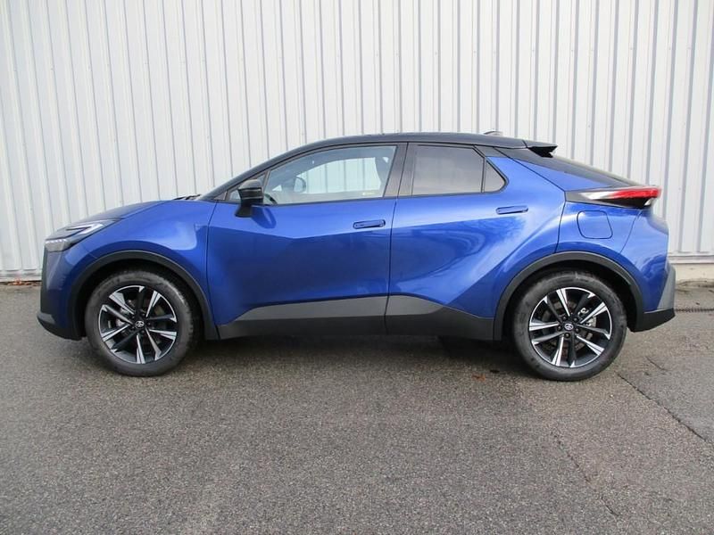 Neu Toyota C-HR Active 98 PS (72 kW) 2025 SUV