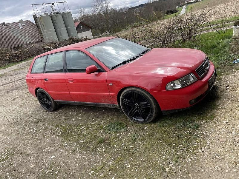 Gebraucht 2000 Audi A4 Sport | € 3.300 - Bild 1/4
