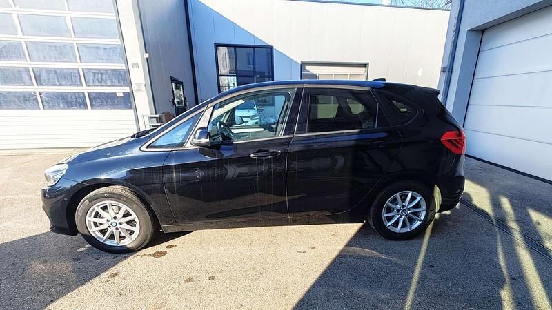 Gebraucht BMW 216 Performance 116 PS (85 kW) 2021 Schwarz Kombi