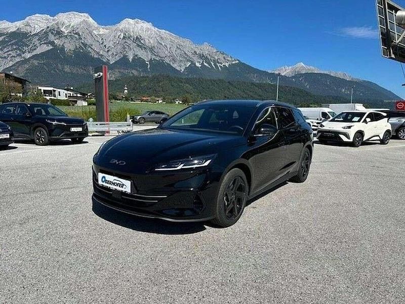 Gebraucht BYD Seal Comfort 155 kW (212 PS) 2025 Schwarz Limousine