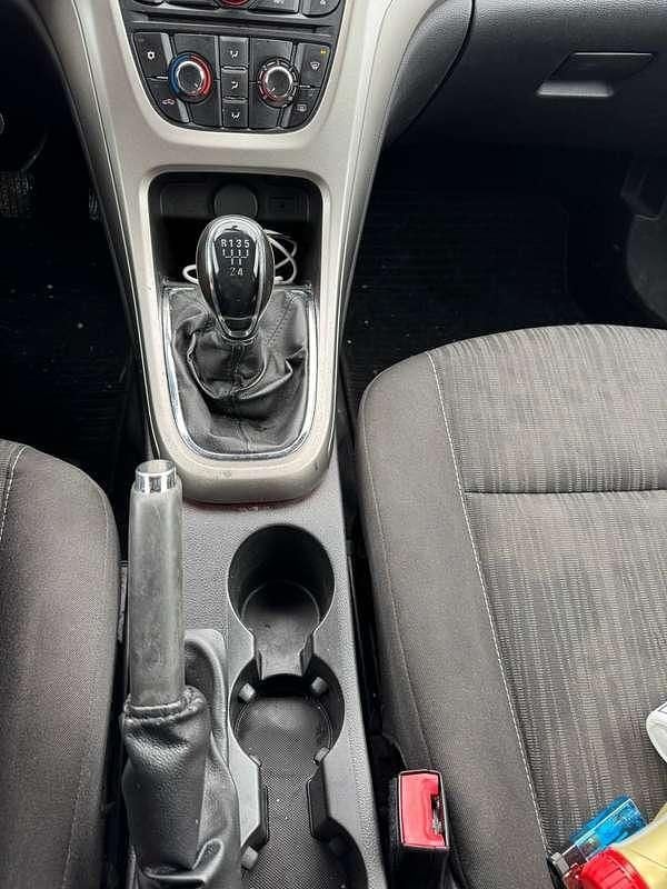 Gebraucht Opel Astra 101 PS (74 kW) 2010 Kombi