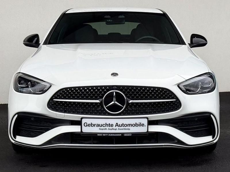 Gebraucht Mercedes C300e 204 PS (150 kW) 2023 Weiß Limousine