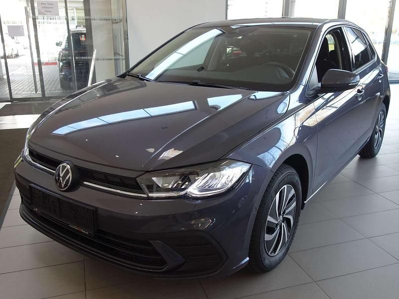 Grau Gebraucht 2025 VW Polo Life Kleinwagen | € 22.490 (Teuer) - Bild 1/4