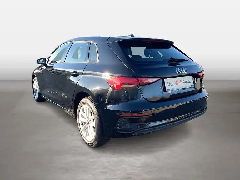 Gebraucht Audi A3 110 PS (80 kW) 2023 Schwarz  metallic Limousine