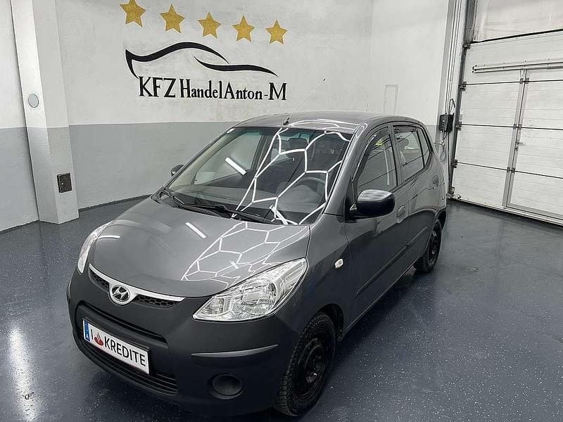 Grau Gebraucht 2010 Hyundai i10 Kleinwagen | € 3.790 (Fairer Preis) - Bild 1/4