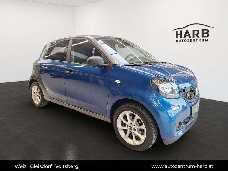 Gebraucht Smart ForFour Electric Drive 60 kW (82 PS) 2021 Blau Limousine
