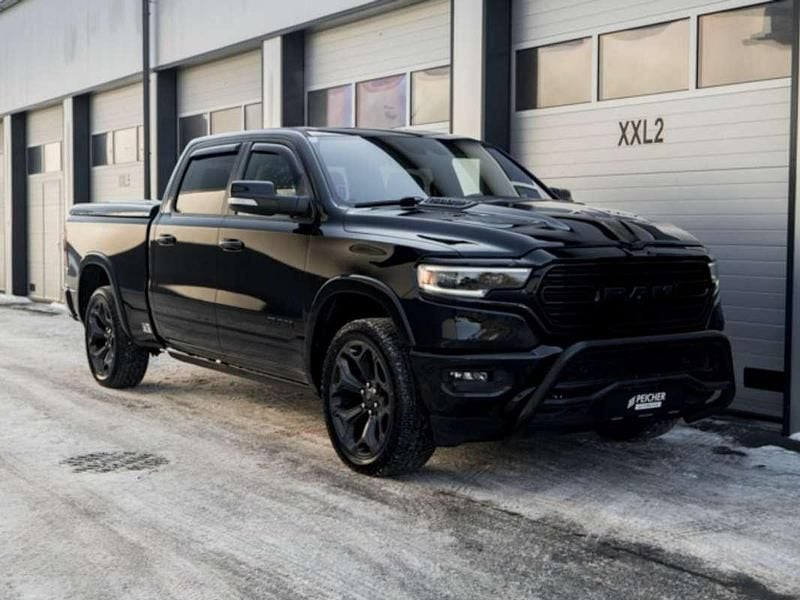 Gebraucht RAM 1500 401 PS (294 kW) 2022 Schwarz Abholung