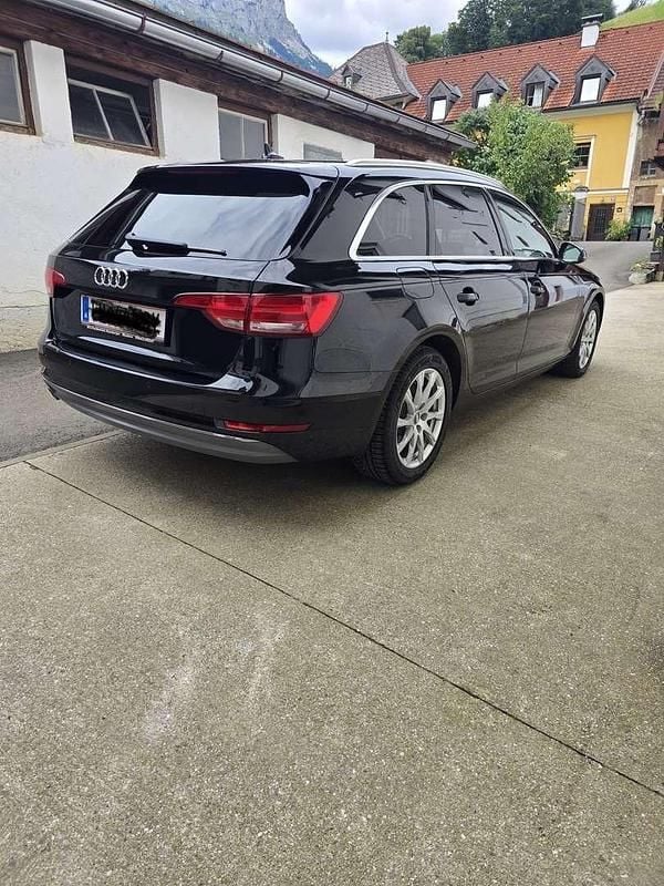Gebraucht Audi A4 150 PS (110 kW) 2017 Kombi