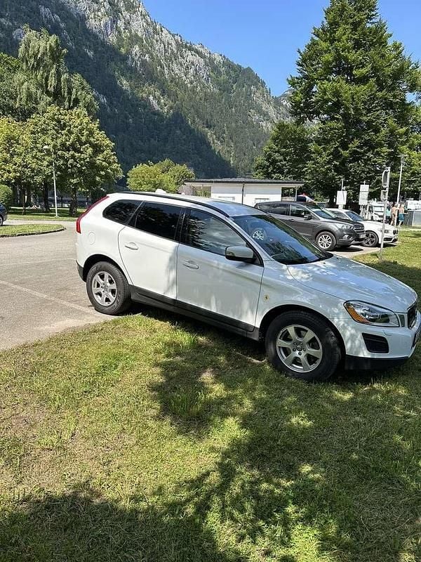 Gebraucht Volvo XC60 Kinetic 163 PS (119 kW) 2011 SUV