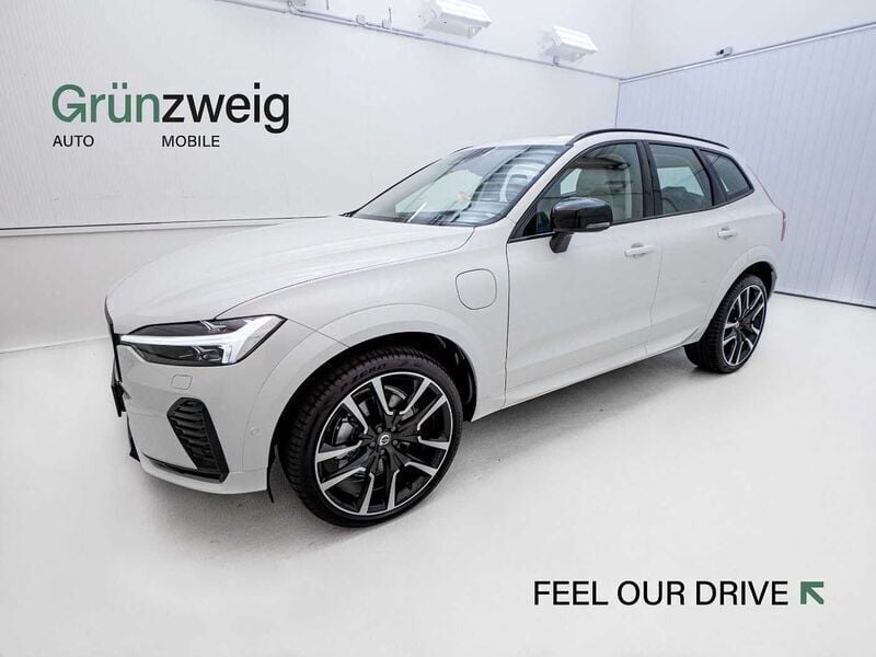 Gebraucht Volvo XC60 349 PS (256 kW) 2024 Weiß SUV