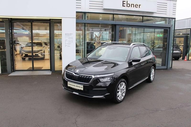Schwarz metallicperleffektno Gebraucht 2021 Skoda Kamiq Style SUV | € 16.300 - Bild 1/4