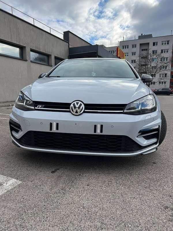 Gebraucht VW Golf VII R 150 PS (110 kW) 2017 Limousine