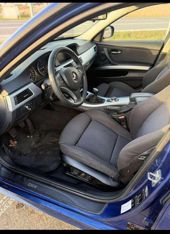 Gebraucht BMW 318 143 PS (105 kW) 2010 Kombi