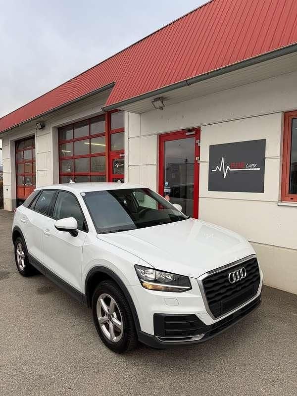 Gebraucht Audi Q2 Basis 116 PS (85 kW) 2017 Weiß SUV