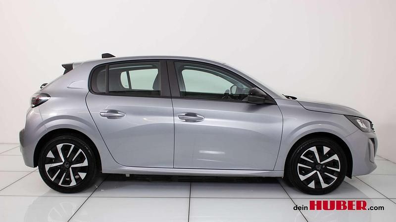 Gebraucht Peugeot 208 Active 101 PS (74 kW) 2024 Grau Kleinwagen