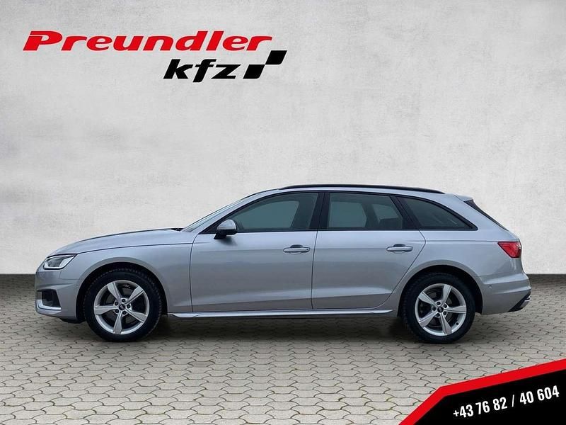 Gebraucht Audi A4 Advanced 163 PS (119 kW) 2022 Silber Kombi