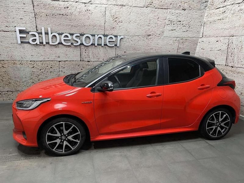 Gebraucht Toyota Yaris Hybrid Edition 116 PS (85 kW) 2021 Rot Limousine