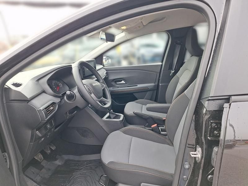 Gebraucht Dacia Jogger Extreme 110 PS (80 kW) 2025 Schwarz Van / Kleinbus