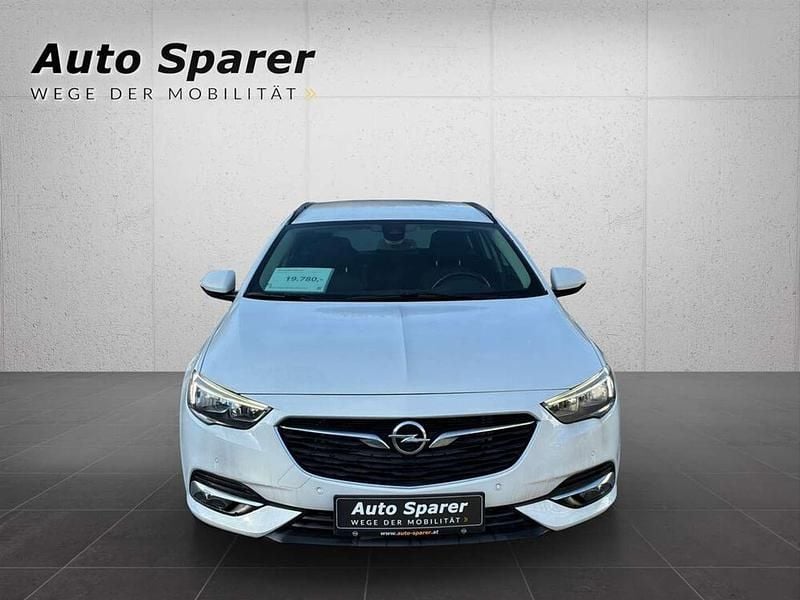 Gebraucht Opel Insignia Edition 165 PS (121 kW) 2019 Weiß Kombi