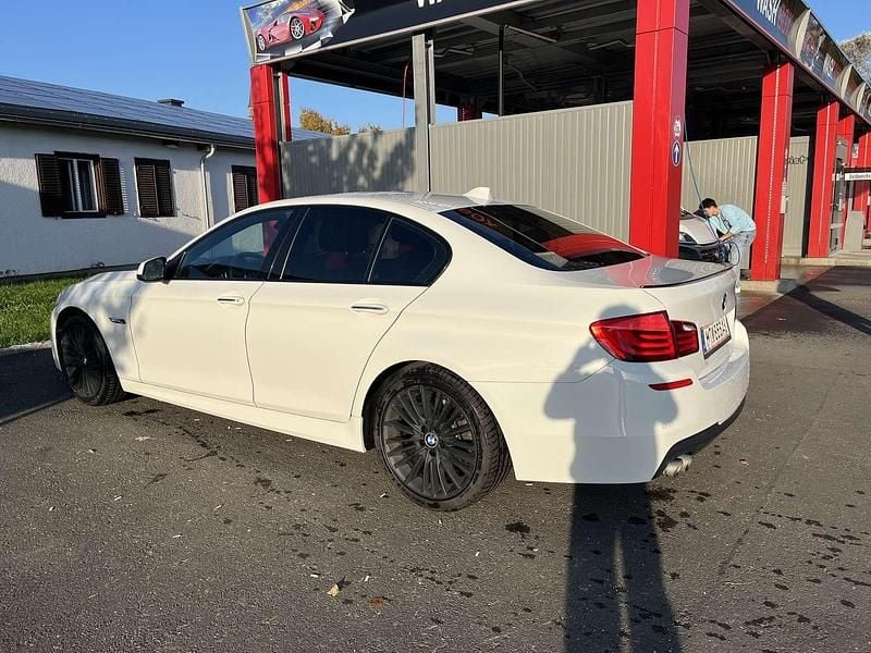 Gebraucht BMW 530 258 PS (189 kW) 2011 Limousine