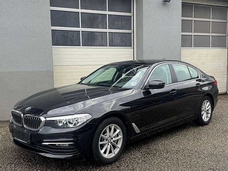 Schwarz Gebraucht 2021 BMW 530 Luxury Line Limousine | € 30.990 - Bild 1/4