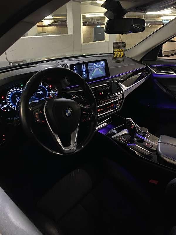Gebraucht BMW 530 265 PS (194 kW) 2017 Limousine