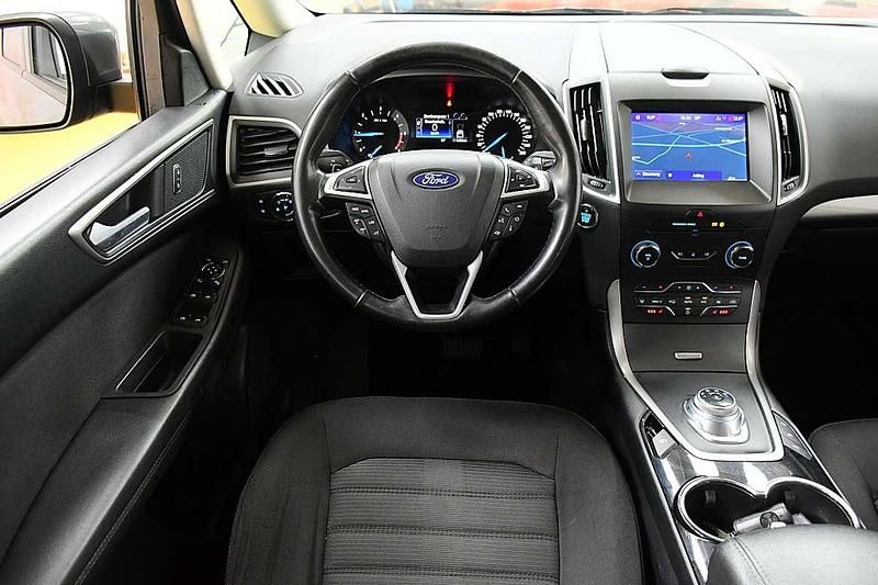 Gebraucht Ford Galaxy Trend 150 PS (110 kW) 2021 Grau Van / Kleinbus