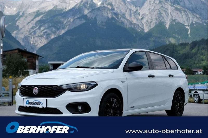 Weiß Gebraucht 2020 Fiat Tipo Street Kombi | € 16.990 (Teuer) - Bild 1/4