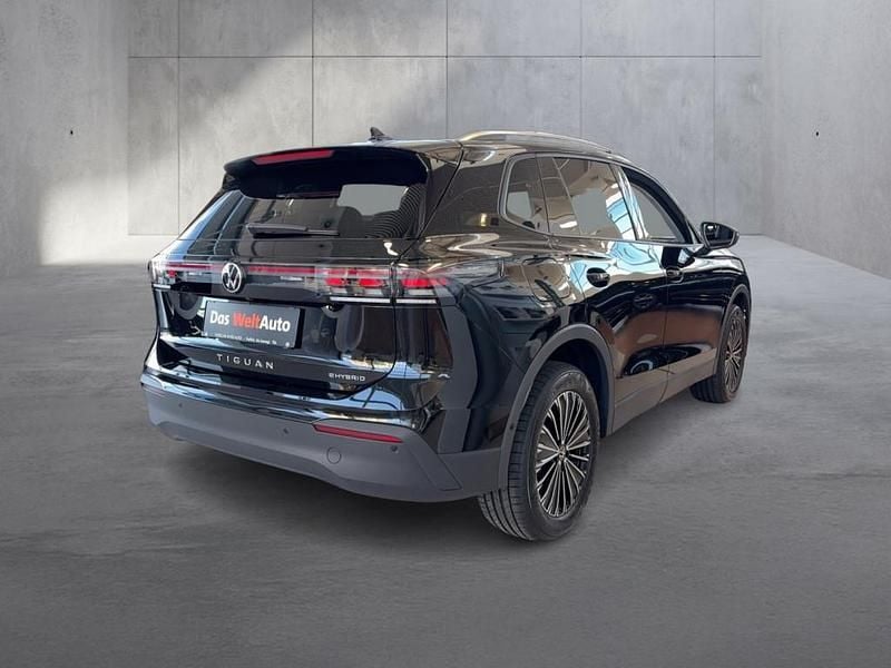 Gebraucht VW Tiguan 204 PS (150 kW) 2025 Schwarz SUV