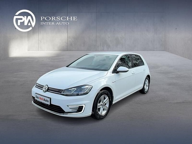 Gebraucht VW e-Golf 100 kW (136 PS) 2018 Weiss  normal Kleinwagen