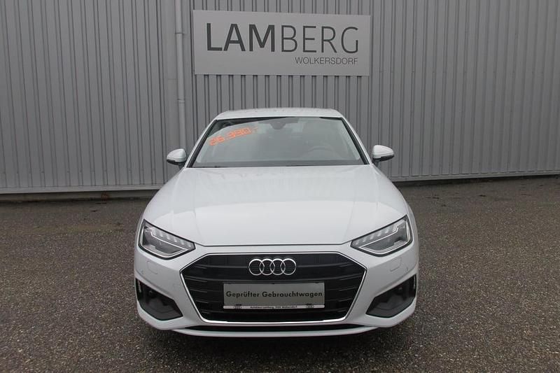 Gebraucht Audi A4 136 PS (100 kW) 2022 Weiss  metallic Limousine