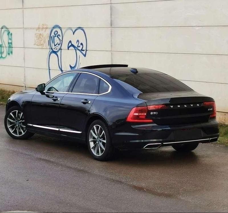 Gebraucht Volvo S90 Inscription 190 PS (139 kW) 2017 Limousine