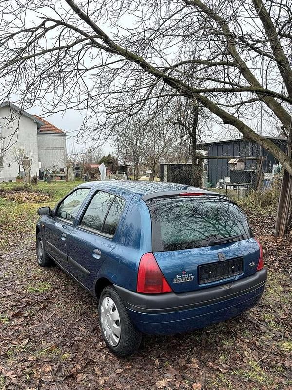Gebraucht Renault Clio II 64 PS (47 kW) 1999 Limousine