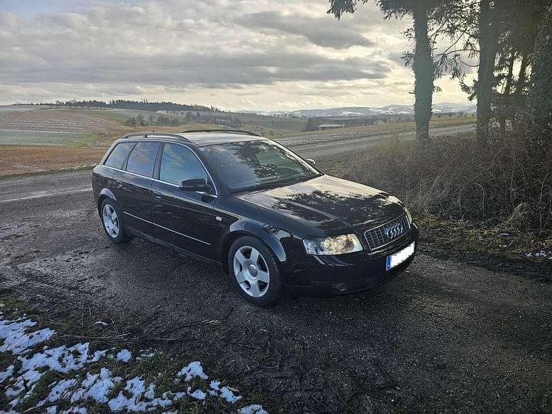 Gebraucht Audi A4 131 PS (96 kW) 2003 Schwarz Kombi