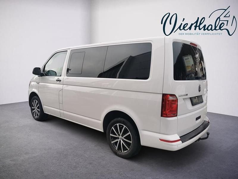 Gebraucht VW Multivan Trendline 150 PS (110 kW) 2018 Weiss  normal Van
