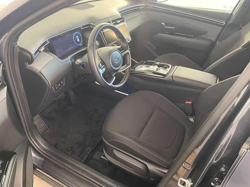 Gebraucht Hyundai Tucson Trend 136 PS (100 kW) 2024 Dark knight / mic SUV