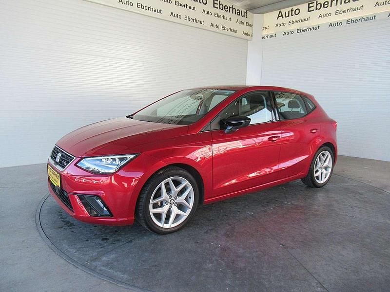 Rot Gebraucht 2017 Seat Ibiza FR Limousine | € 9.890 (Fairer Preis) - Bild 1/4