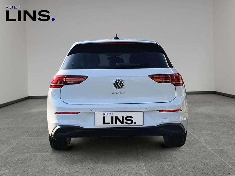 Neu VW Golf VIII 116 PS (85 kW) 2025 Weiß Limousine