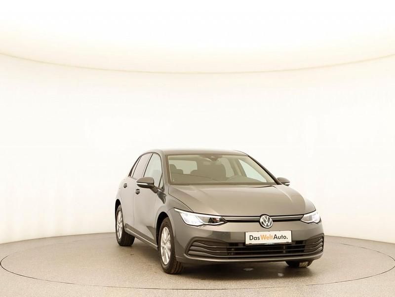 Gebraucht VW Golf VIII 90 PS (66 kW) 2020 Mittelgrau  metallic Limousine