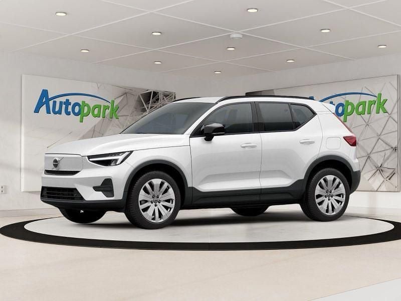 Neu Volvo EX40 Core 185 kW (252 PS) 2025 SUV