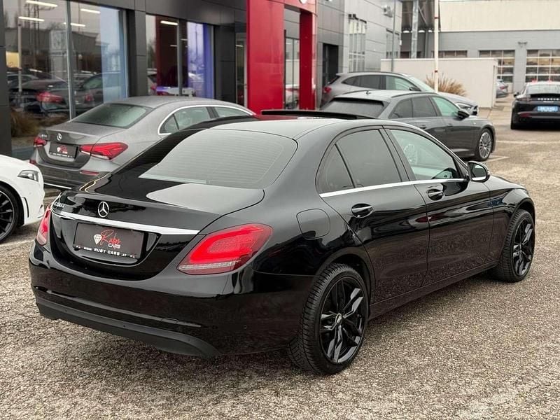 Gebraucht Mercedes C200 160 PS (117 kW) 2019 Schwarz Limousine
