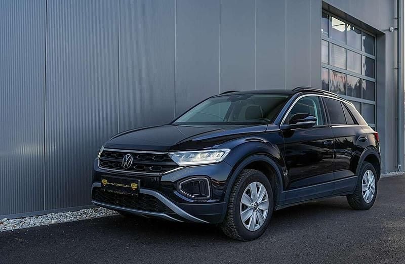Schwarz Gebraucht 2022 VW T-Roc Life SUV | € 21.500 (Guter Preis) - Bild 1/4
