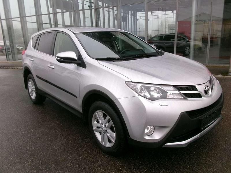 Silber Gebraucht 2014 Toyota RAV4 SUV | € 14.990 (Fairer Preis) - Bild 1/4