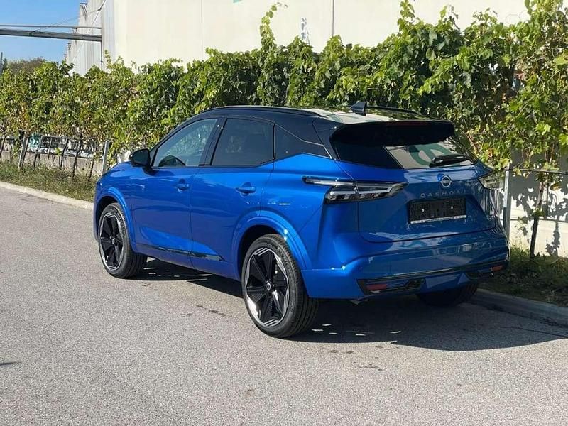 Gebraucht Nissan Qashqai 158 PS (116 kW) 2024 Grau SUV