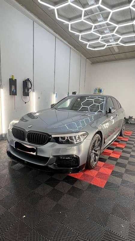 Gebraucht 2020 BMW 520 M Sport Limousine | € 32.990 (Guter Preis) - Bild 1/4