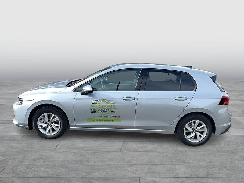 Neu VW Golf VIII 115 PS (84 kW) 2026 Silber  metallic