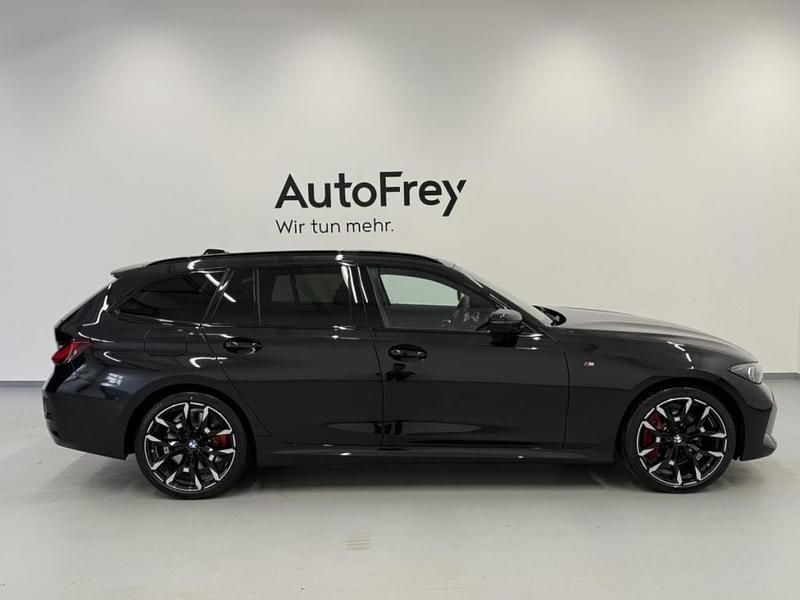 Gebraucht BMW 320 Shadowline 190 PS (139 kW) 2025 Schwarz Kombi